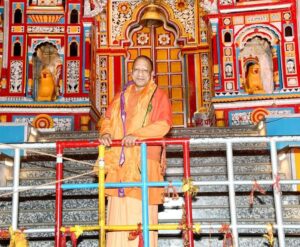 बद्रीनाथ पहुंचे मुख्यमंत्री योगी आदित्यनाथ