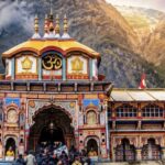क्या भगवान के दर्शन भी अब पैसे देकर होंगे?