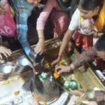 सावन के पहले सोमवार पर शिवालयों में उमड़ा आस्था का सैलाब, हर-हर महादेव के जयघोष से गूंजे हरिद्वार-ऋषिकेश