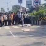देहरादून में दर्दनाक सड़क हादसा, 16 टायर का ट्रक पलटा, एक की मौत और दो गंभीर घायल!